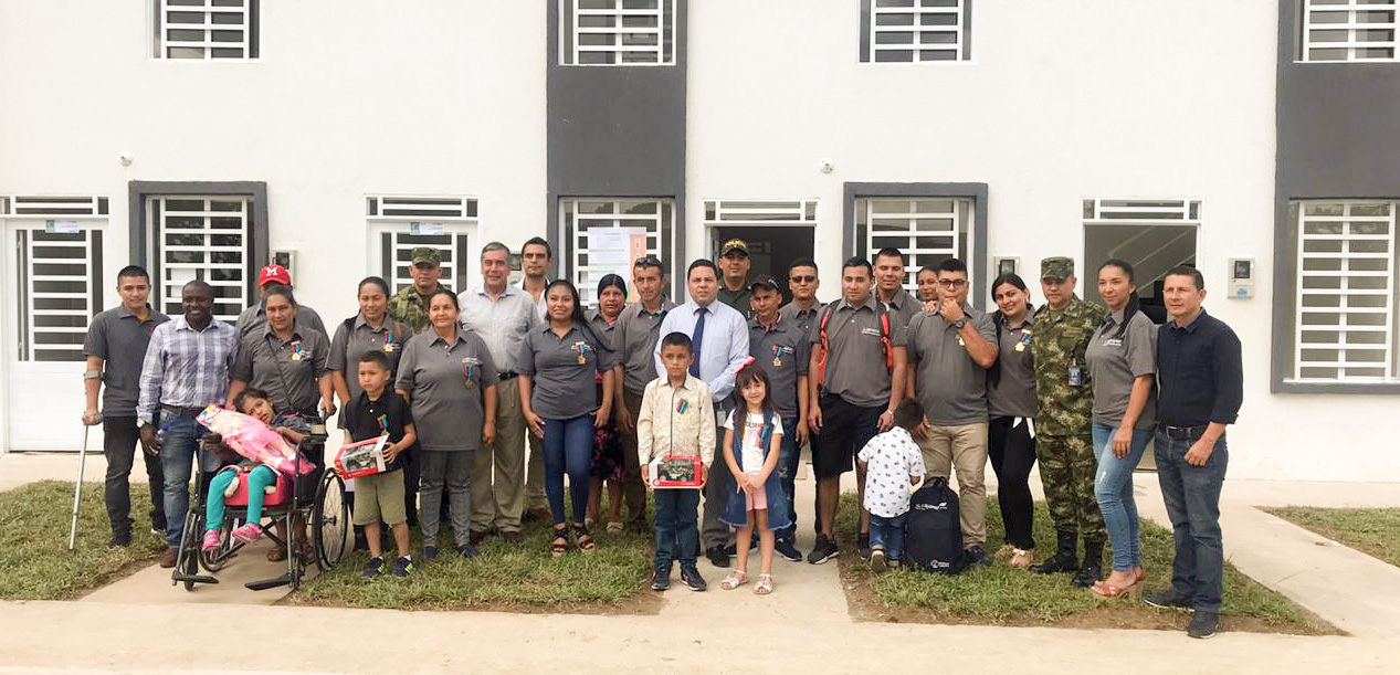 10 héroes de la Patria materializan el sueño de tener casa propia, a través del Fondo de Solidaridad en Florencia-Caquetá.