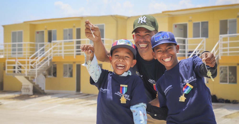 Caja Honor entregó 20 viviendas nuevas a soldados en Sabanagrande, Atlántico